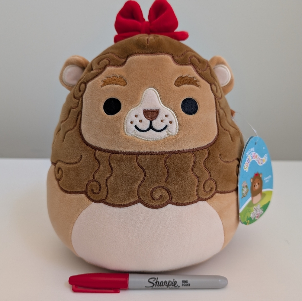 NWT 8" Cowardly Lion Wizard of Oz Squishmallows Plushie 85th Anniversary Collab